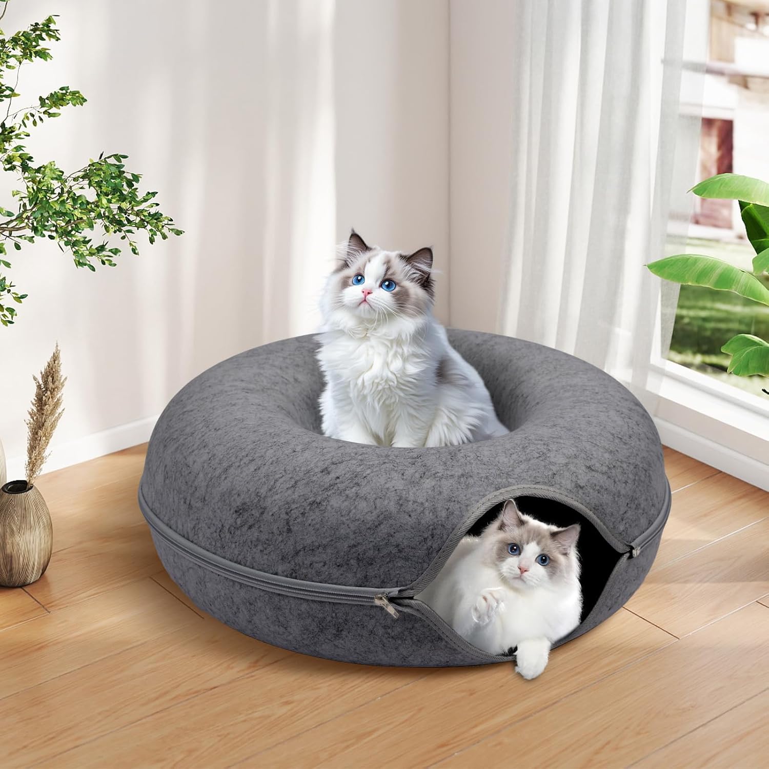 Cozy Dark Grey Cat Cave & Tunnel - Perfect Hideaway for Large Cats and Multi-Pet Homes, Scratch-Resistant and Stylish Design